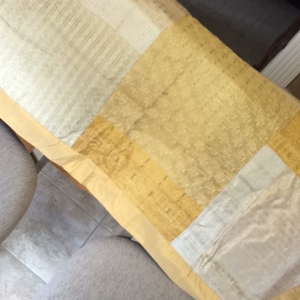 FINAL SALE PRICE Lightweight Luxury Quilt Approx. 60” x 51”